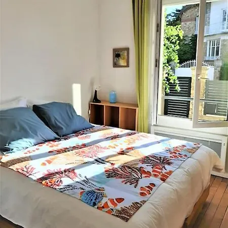 Avec Terrasse Entre Versailles Et Paris Apartment *