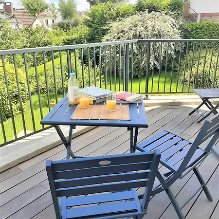 Apartment Avec Terrasse Entre Versailles Et Paris
